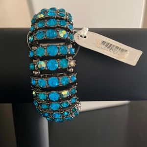 SAPHIA COLLECTION TEAL / BLUE COLORED CRYSTAL STRECH BRACELET NWT D2-18